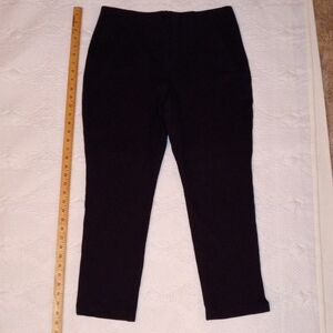Chico's Pull-On Capris - 1R/8R